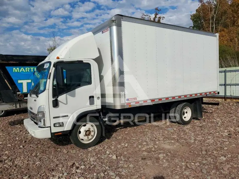 2024 Isuzu NPR фото