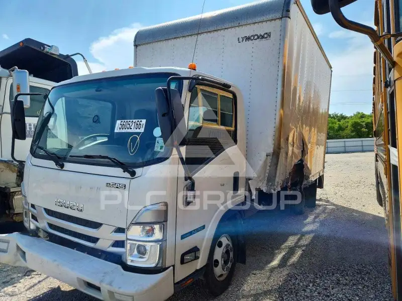 2024 Isuzu NPR фото