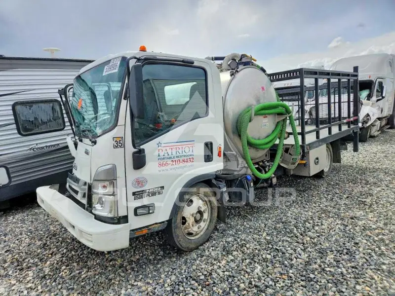 2024 Isuzu NPR фото