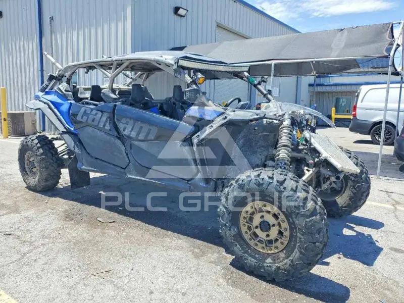 2024 Can-AM Sidebyside фото