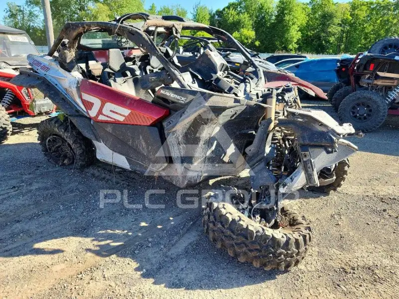 2024 Can-AM MAVERICK photo