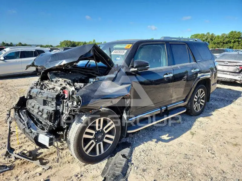 2024 Toyota 4 RUNNER фото