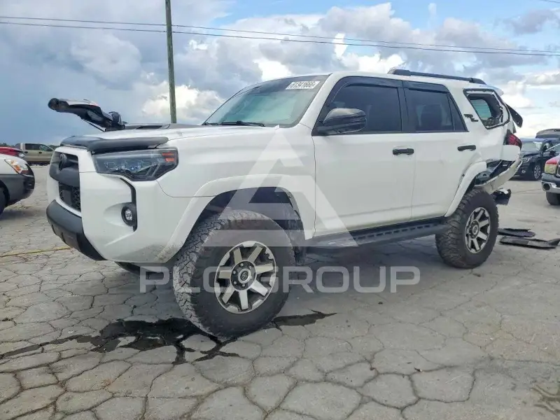 2024 Toyota 4 RUNNER фото