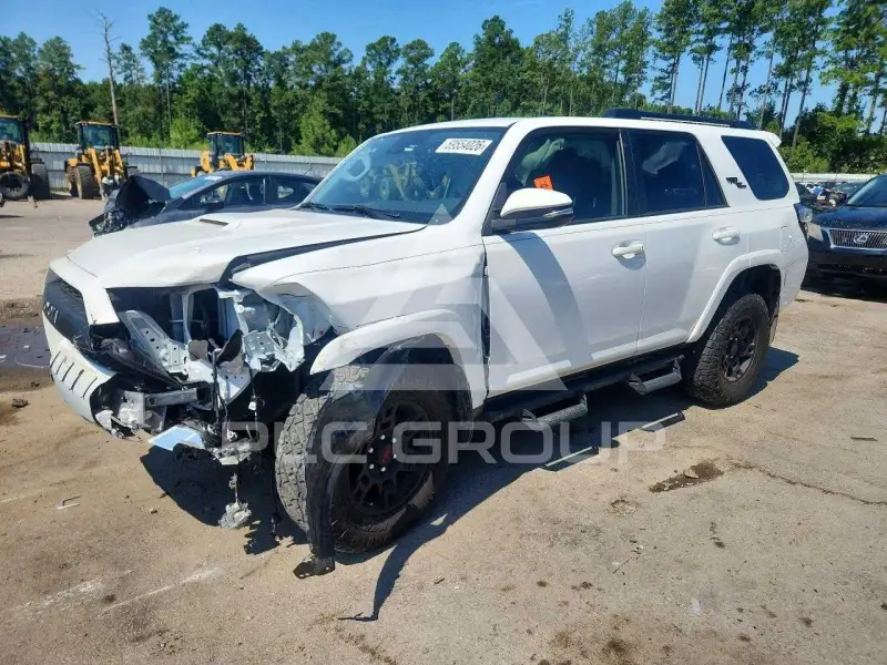 2024 Toyota 4 RUNNER фото