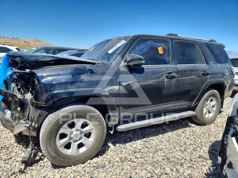2024 Toyota 4 RUNNER фото
