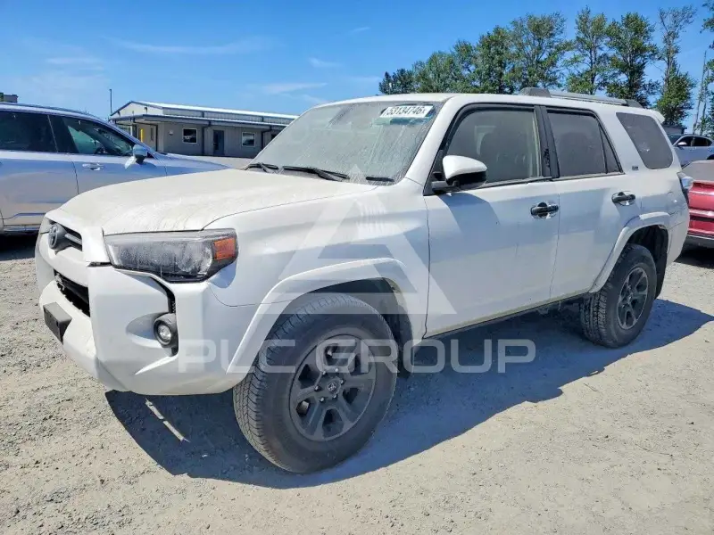 2024 Toyota 4 RUNNER фото