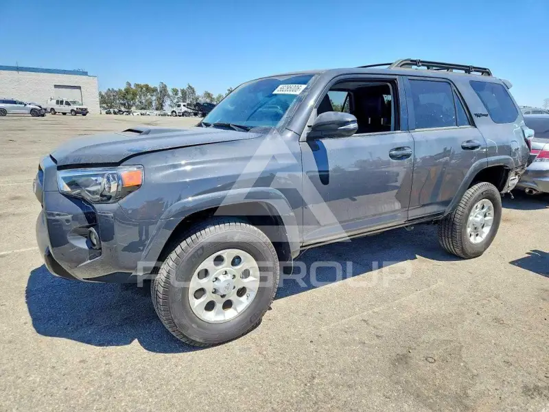 2024 Toyota 4 RUNNER фото