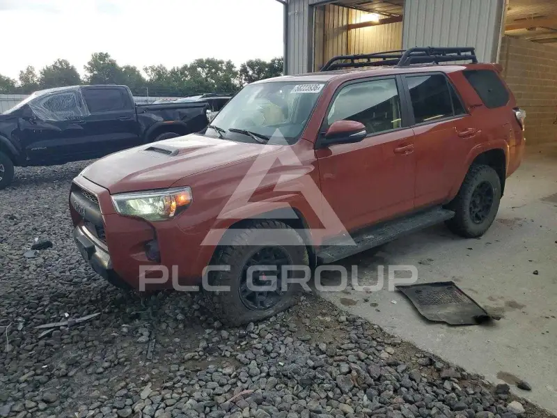 2024 Toyota 4 RUNNER photo