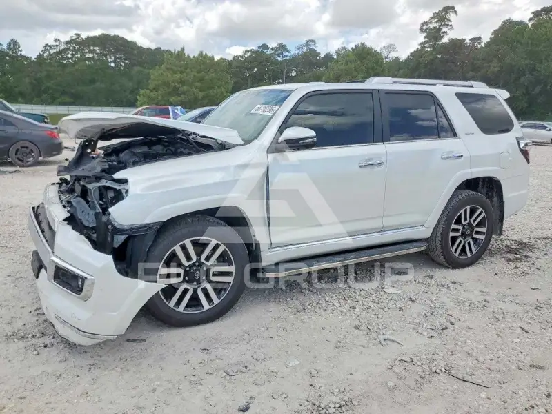 2024 Toyota 4 RUNNER фото