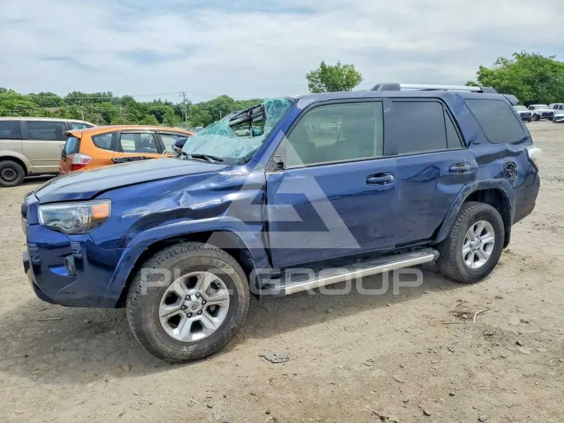 2024 Toyota 4 RUNNER фото