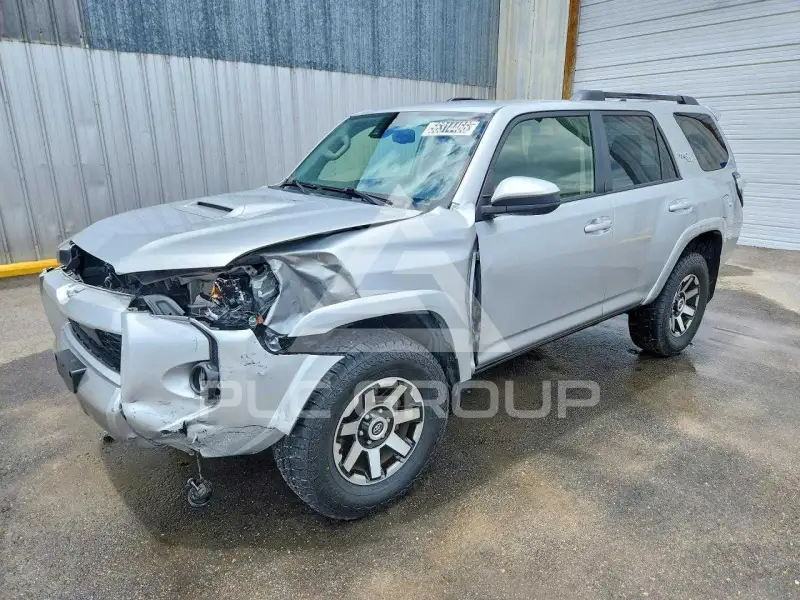 2024 Toyota 4 RUNNER фото