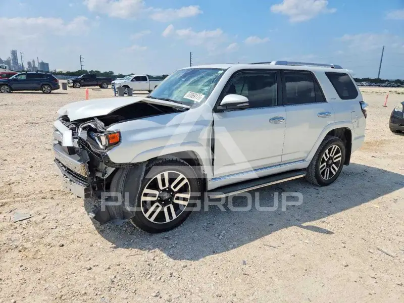 2024 Toyota 4 RUNNER фото