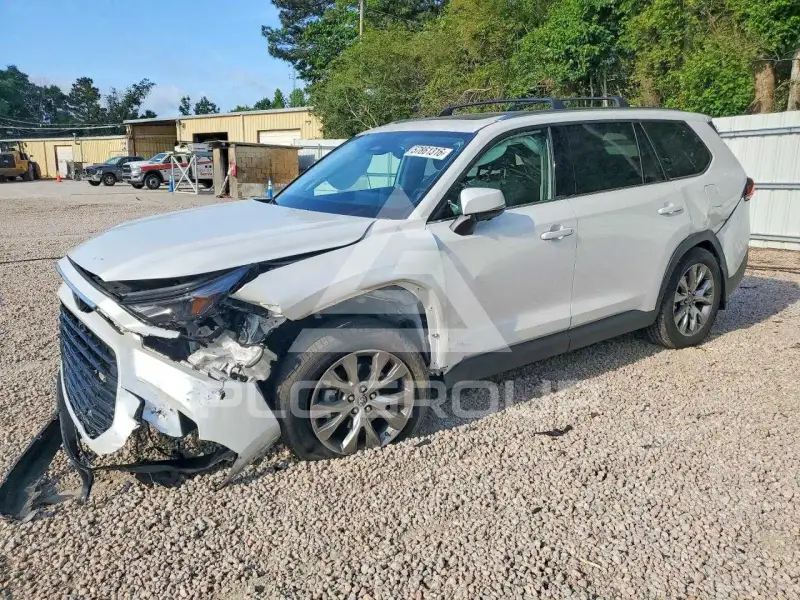 2024 Toyota Highlander photo