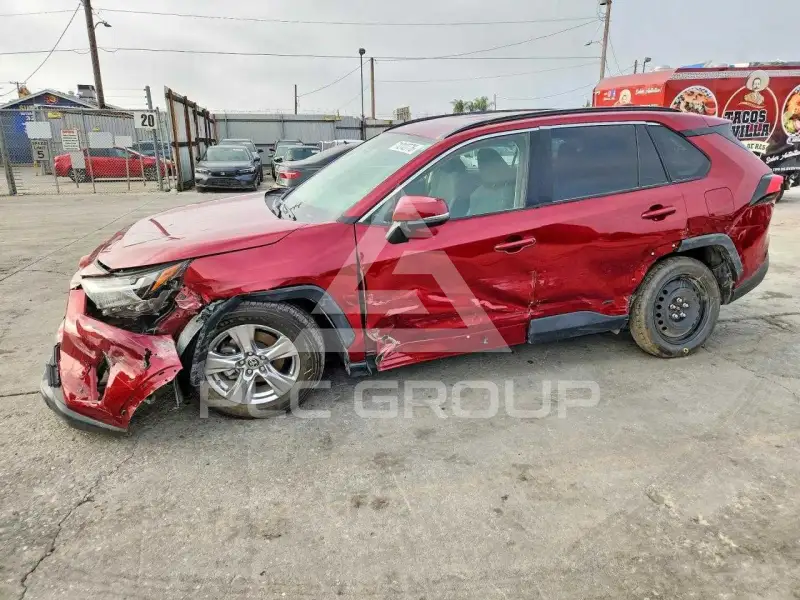 2024 Toyota RAV4 фото