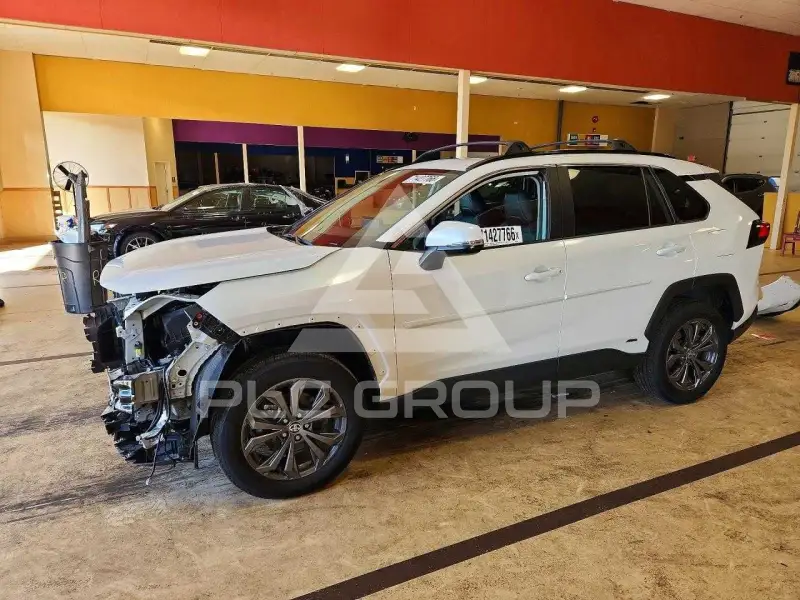 2024 Toyota RAV4 photo