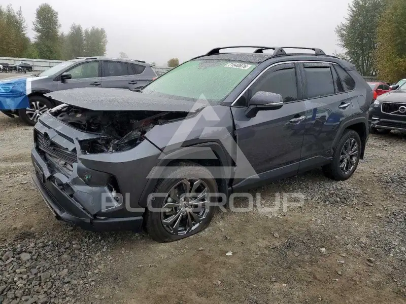 2024 Toyota RAV4 фото