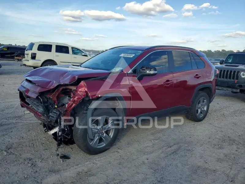 2024 Toyota RAV4 фото