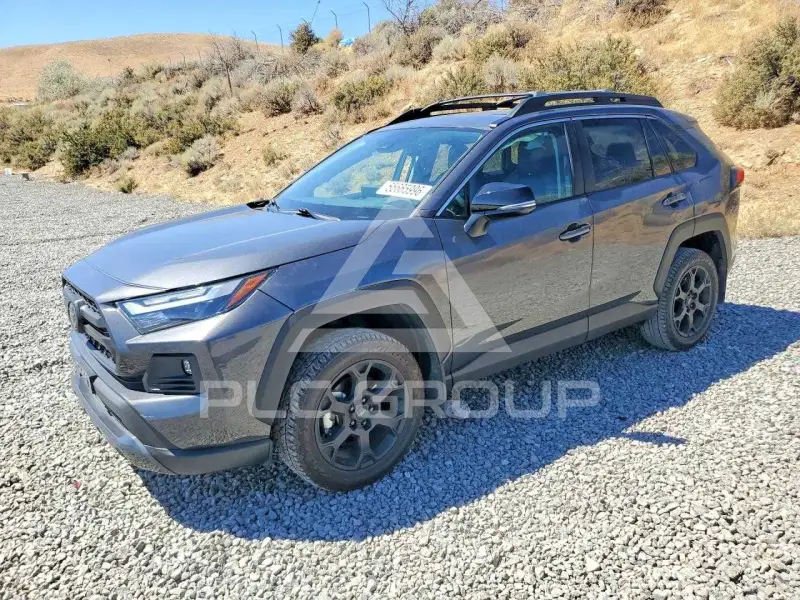 2024 Toyota RAV4 фото
