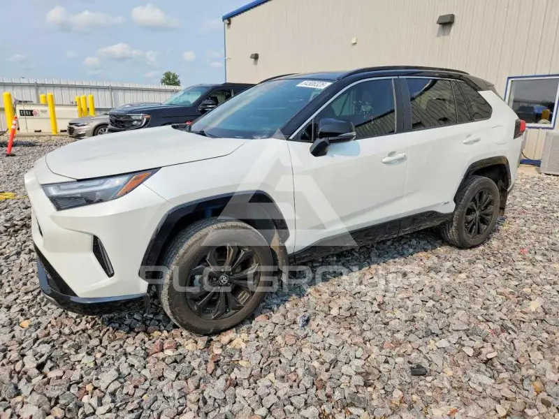 2024 Toyota RAV4 фото