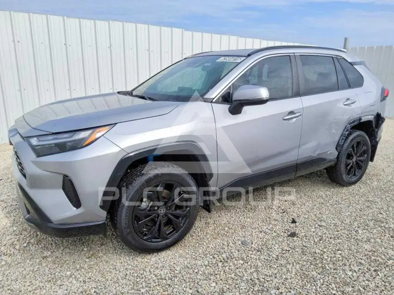 2024 Toyota RAV4 фото