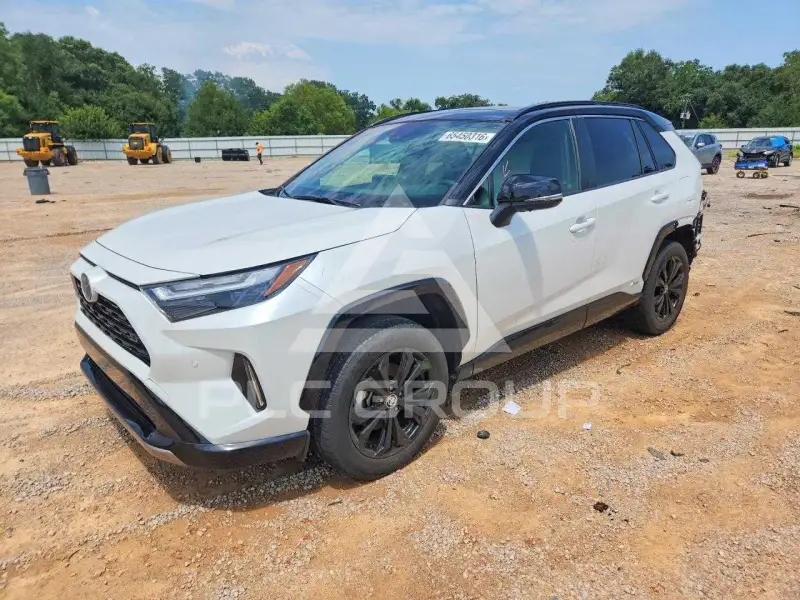 2024 Toyota RAV4 фото