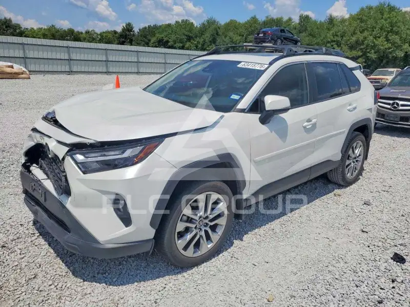 2024 Toyota RAV4 фото