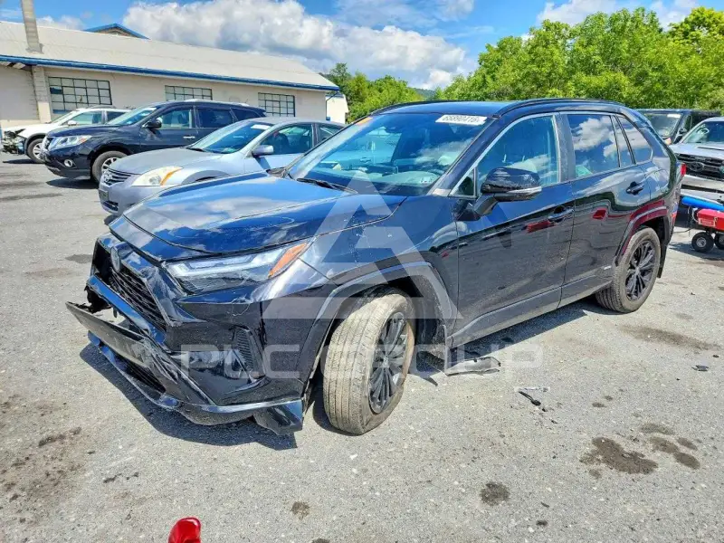 2024 Toyota RAV4 фото