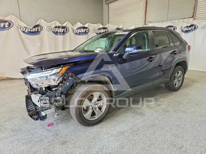 2024 Toyota RAV4 фото