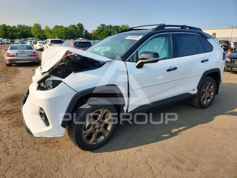 2024 Toyota RAV4 фото