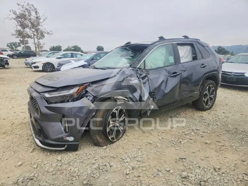 2024 Toyota RAV4 фото