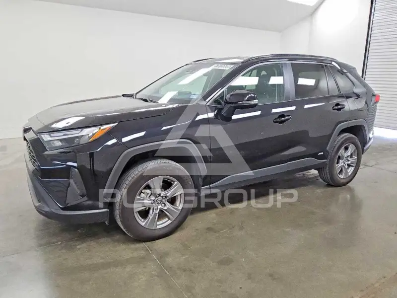 2024 Toyota RAV4 фото