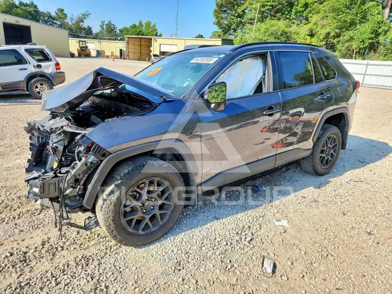 2024 Toyota RAV4 фото
