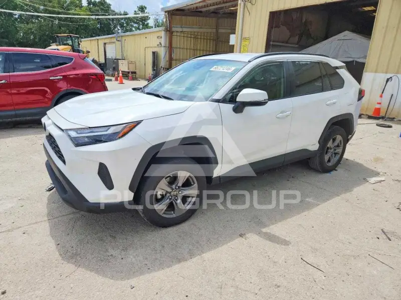 2024 Toyota RAV4 фото