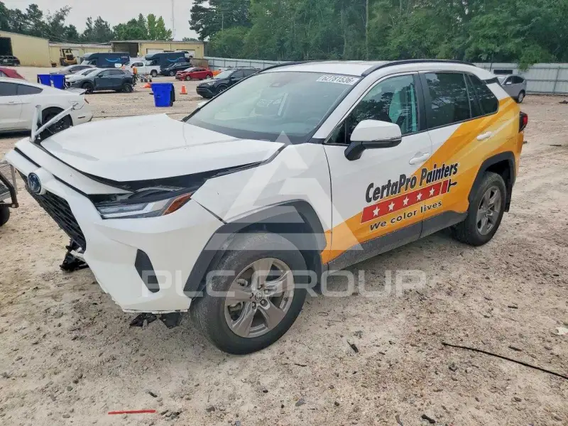 2024 Toyota RAV4 фото