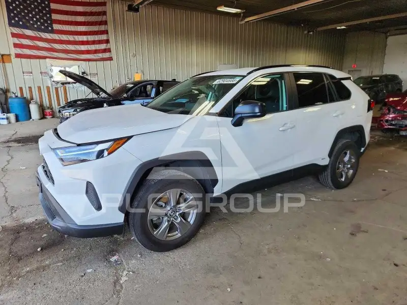 2024 Toyota RAV4 фото