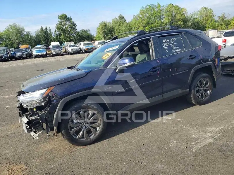 2024 Toyota RAV4 фото