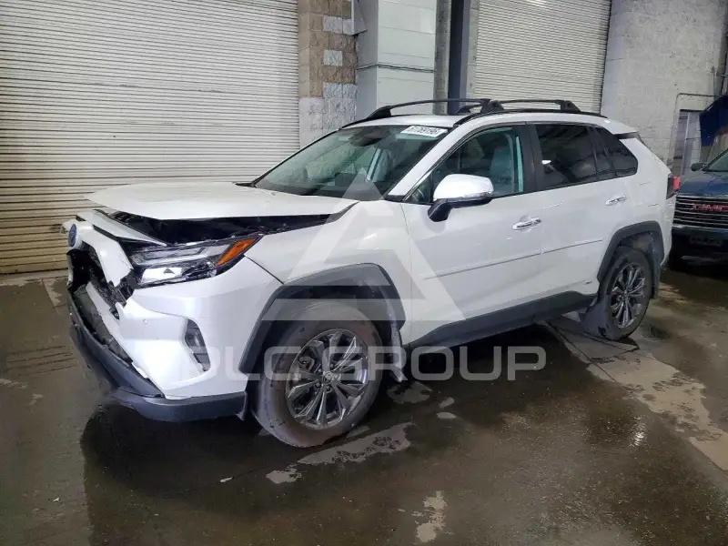 2024 Toyota RAV4 фото