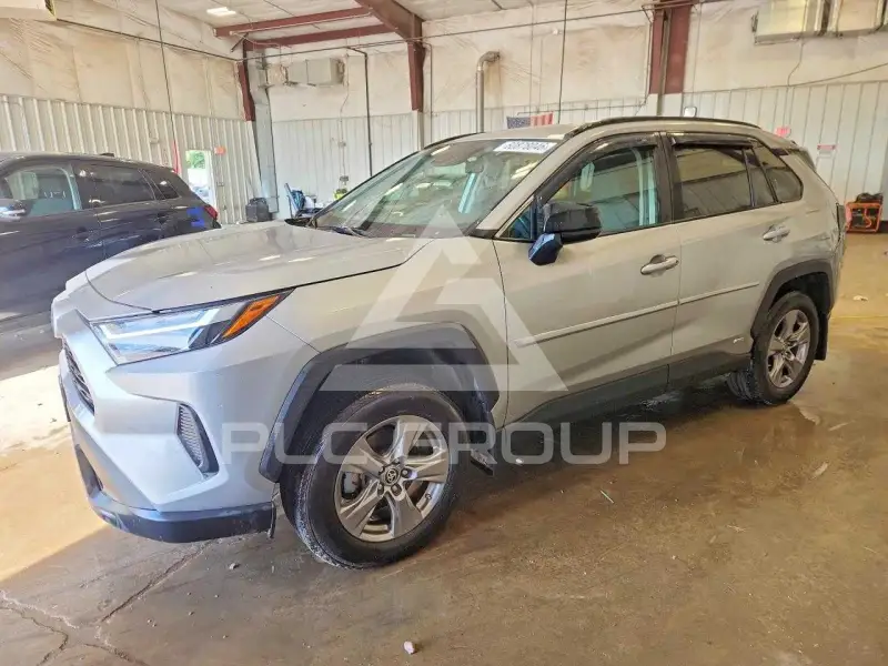 2024 Toyota RAV4 фото