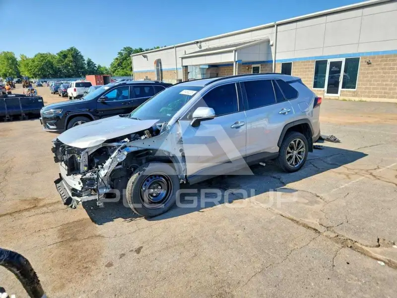2024 Toyota RAV4 photo