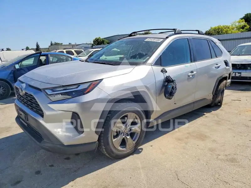 2024 Toyota RAV4 photo