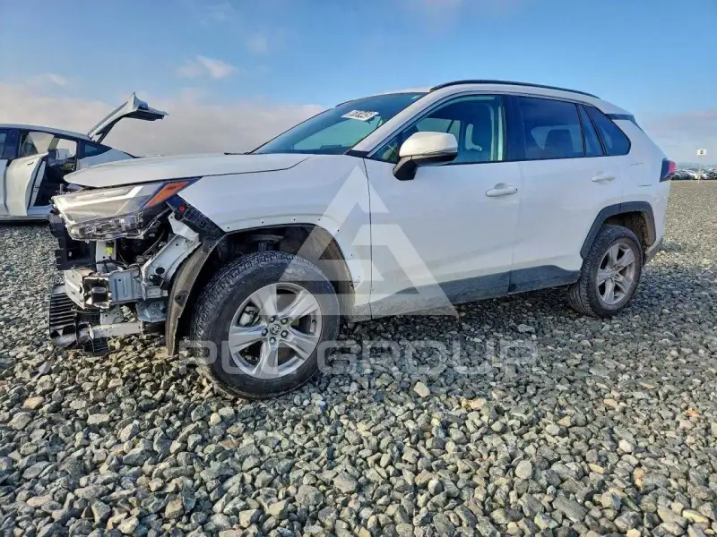 2024 Toyota RAV4 фото