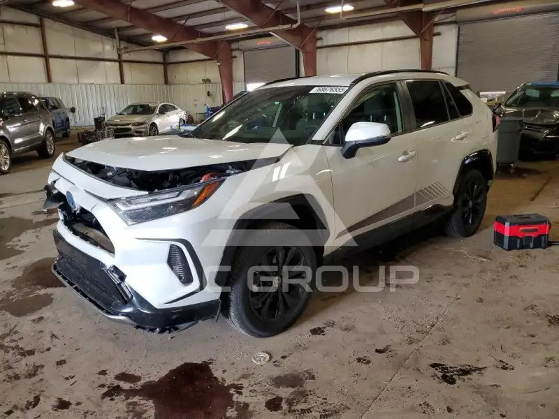 2024 Toyota RAV4 photo