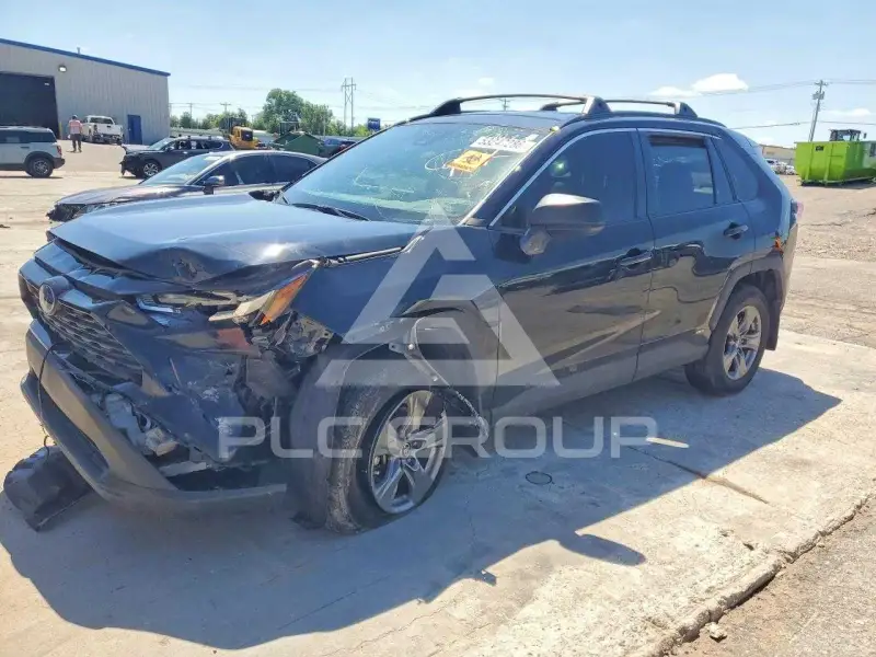 2024 Toyota RAV4 фото
