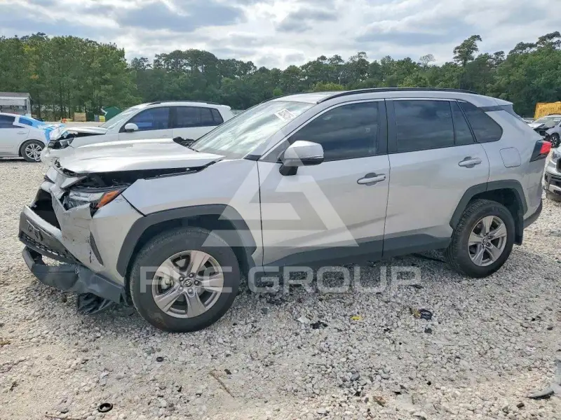 2024 Toyota RAV4 photo