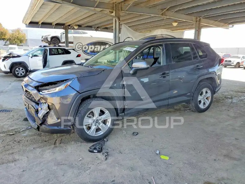 2024 Toyota RAV4 фото