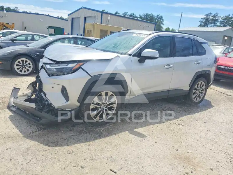 2024 Toyota RAV4 photo