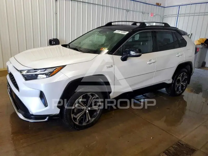 2024 Toyota RAV4 фото