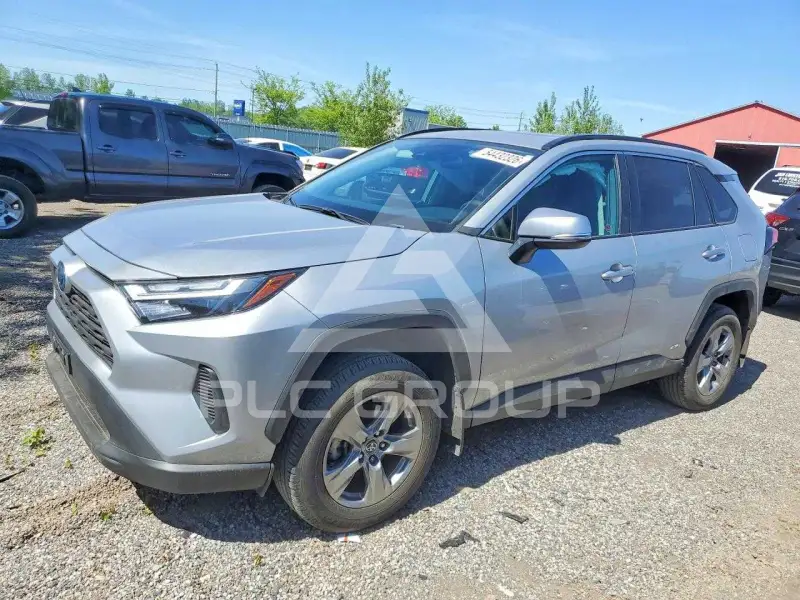 2024 Toyota RAV4 фото