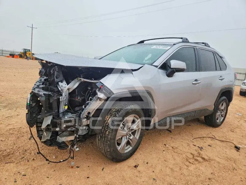 2024 Toyota RAV4 фото