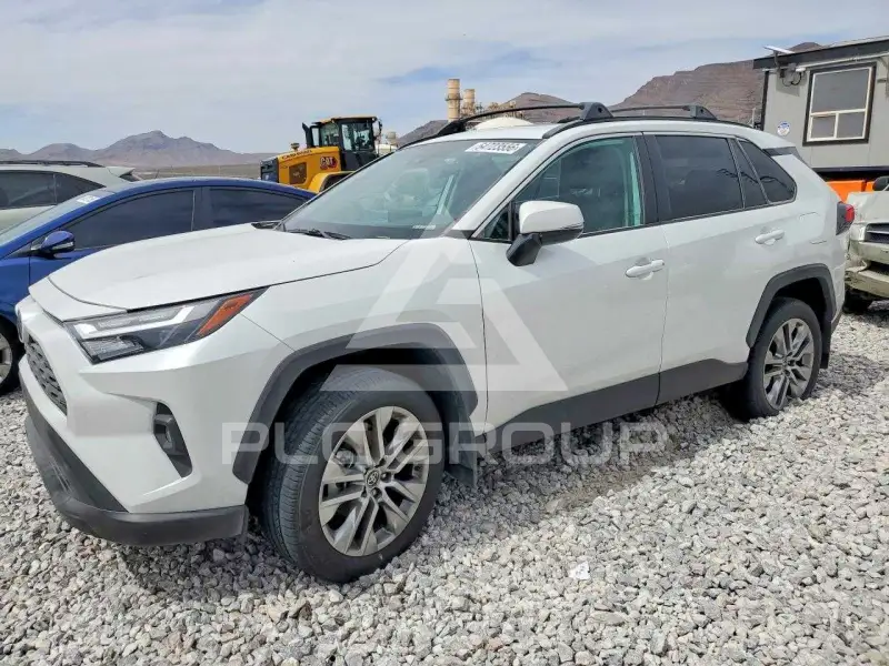 2024 Toyota RAV4 фото
